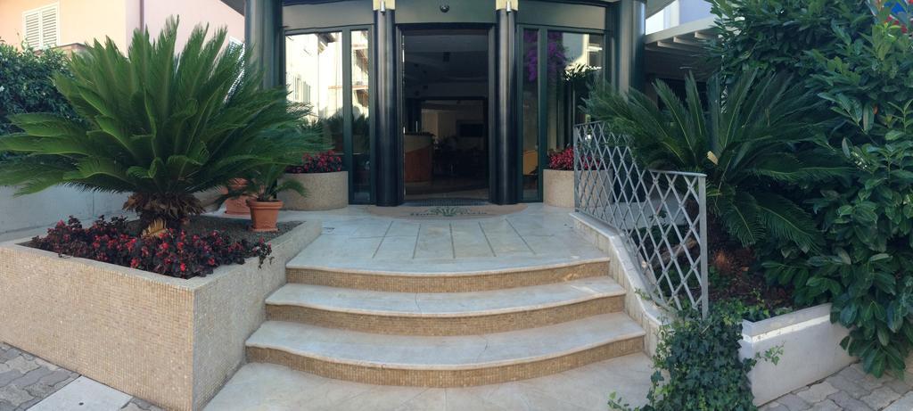 La Perla B&B Hotel Roseto Degli Abruzzi Exteriér fotografie