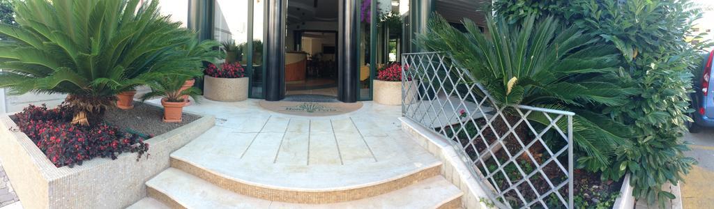 La Perla B&B Hotel Roseto Degli Abruzzi Exteriér fotografie