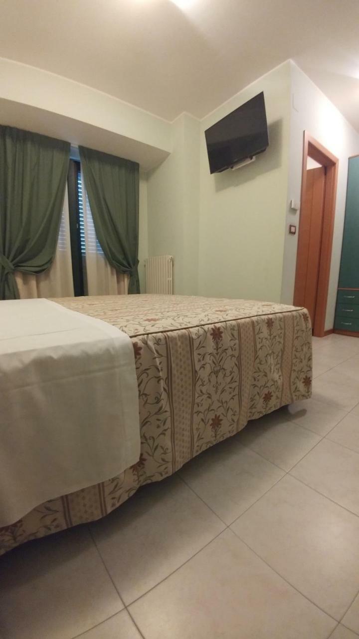 La Perla B&B Hotel Roseto Degli Abruzzi Exteriér fotografie